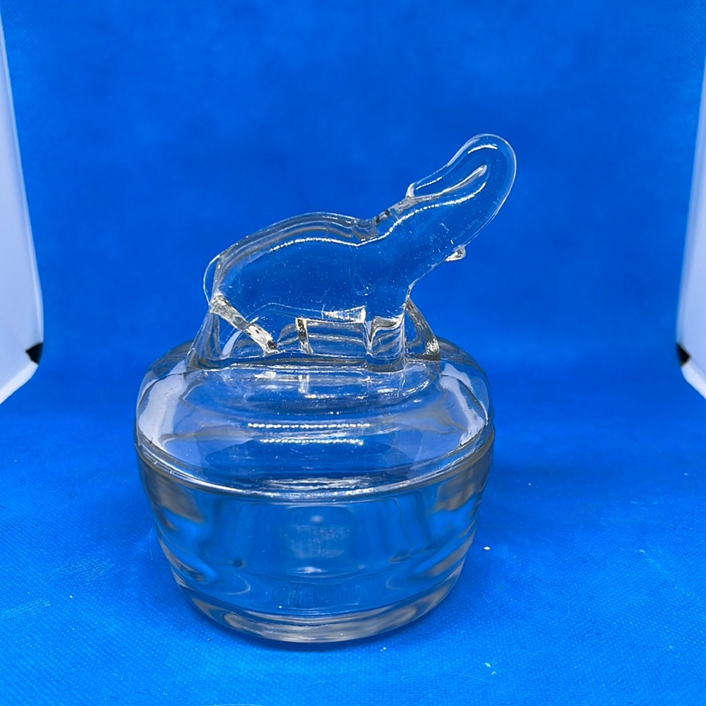Jeanette Glass Vintage Nesting Elephant Trinket Lidded Dish GUC